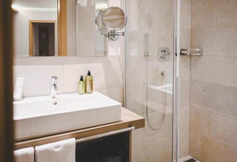 Апартаменты 1 Спальня с Балконом, Wiesenhof Gardenresort