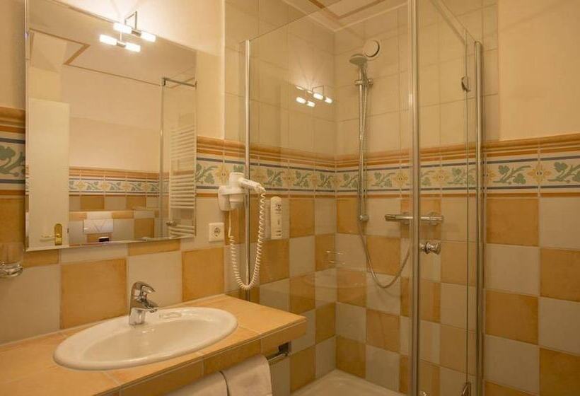 Номер Стандарт Трехместный, Landhotel Donner