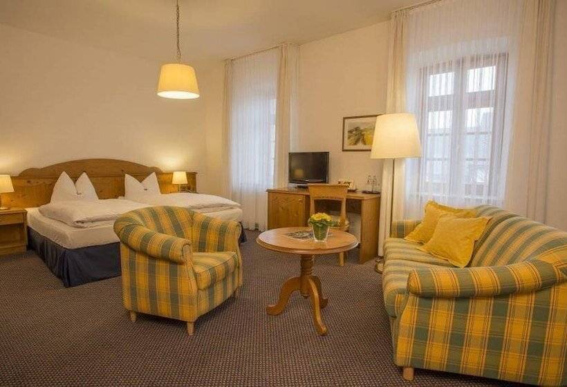 标准三人间, Landhotel Donner