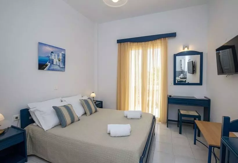 Standard-studio, Louis Studios Santorini