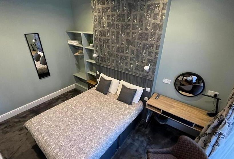 Standard Room, Charlotte Guest House