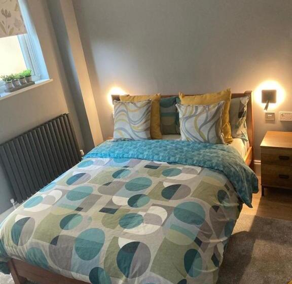 Standard Studio, Charlotte Guest House