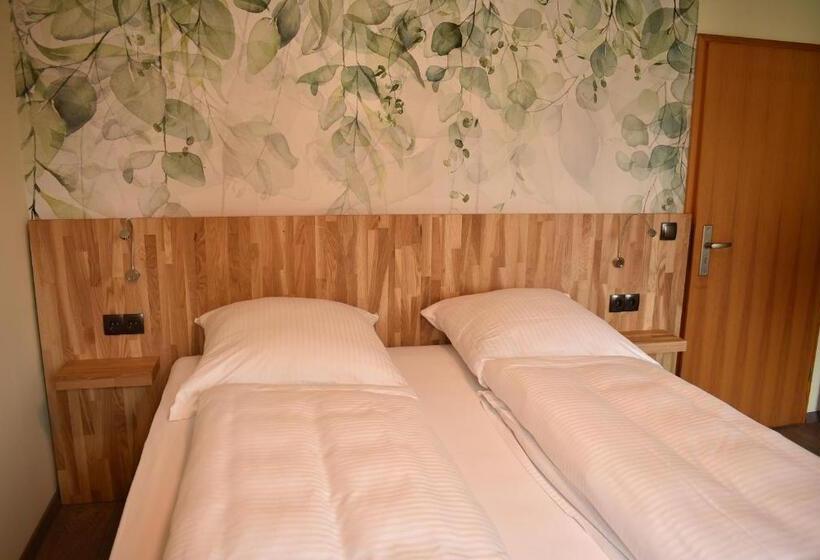 חדר סטנדרט, Der Höfener Garten