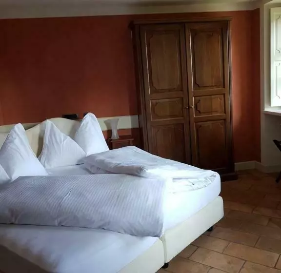 レイクビュースタンダードルーム, Relais Villa Margherita