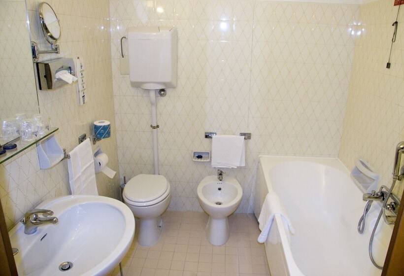 اتاق استاندارد یک نفره, Villa Ottoboni