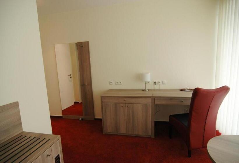 Номер Комфорт, Altes Landhaus