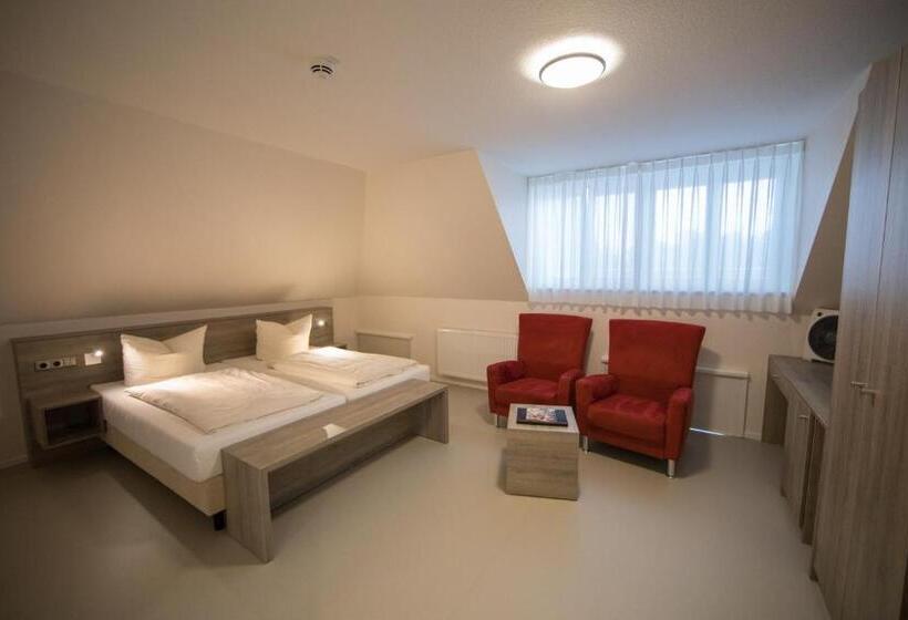 Номер Комфорт, Altes Landhaus