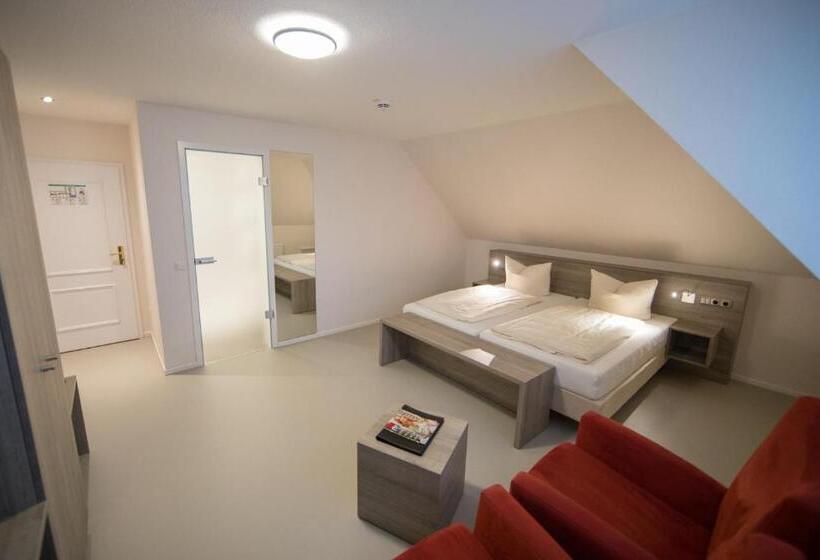 Номер Комфорт, Altes Landhaus