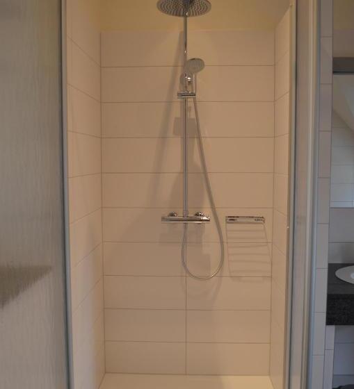 Семейный Номер, Altes Landhaus