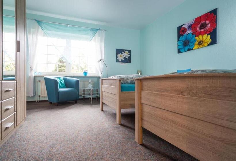 コンフォートルーム, Pension Blumen Villa