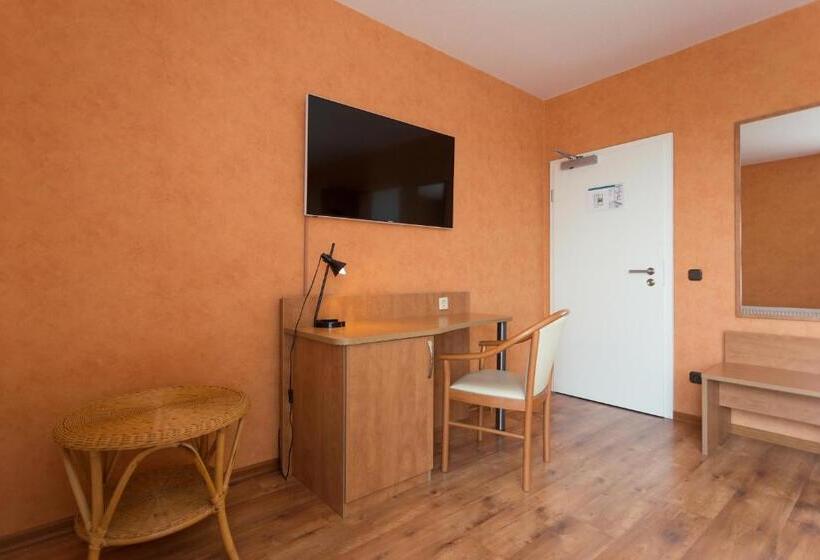 스탠다드 룸, Bismarckhöhe