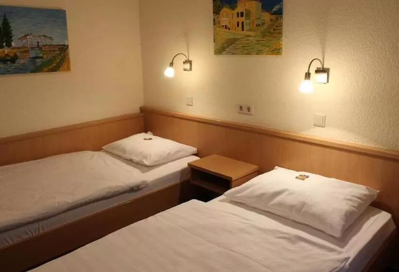 スタンダードトリプルルーム, City Hotel Neuwied