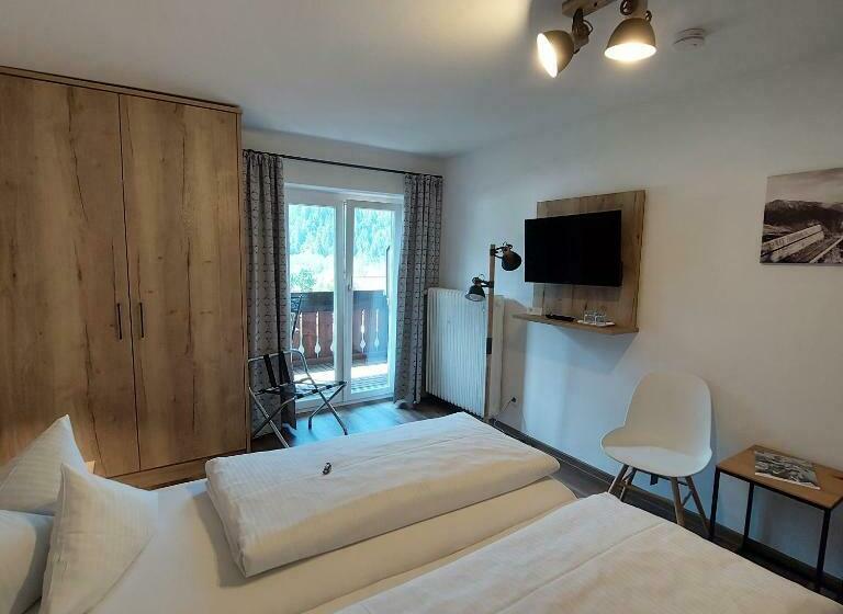 غرفة قياسية مزوَّدة بشُرفة, Garni Malerwinkl