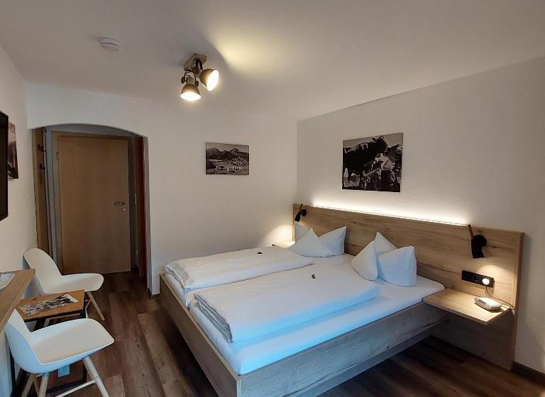 غرفة قياسية مزوَّدة بشُرفة, Garni Malerwinkl