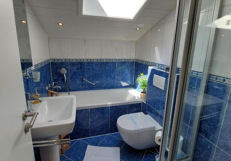 إستديو قياسى مزود بشرفة, Garni Malerwinkl