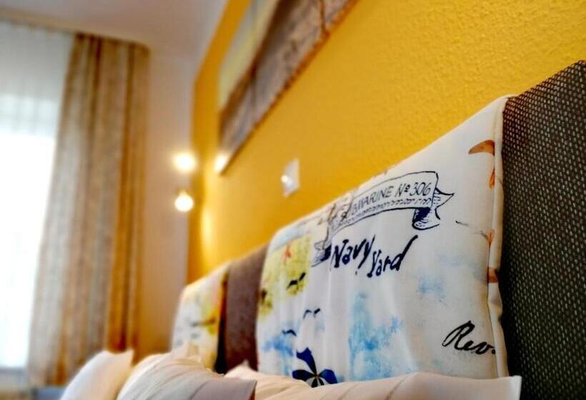 غرفة قياسية مطلّة علي الحديقة, & Gasthaus Zum Domkreuger