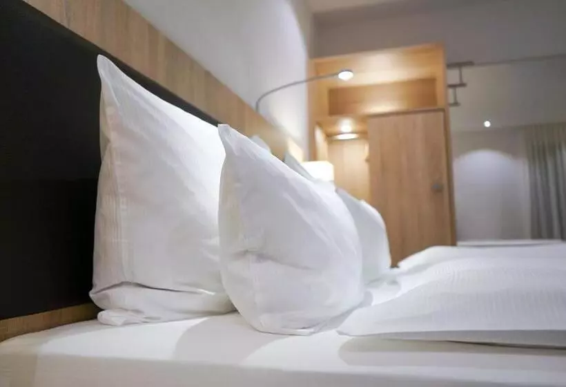 バルコニー付プレミアムルーム, Go2bed Weil Am Rhein   Basel