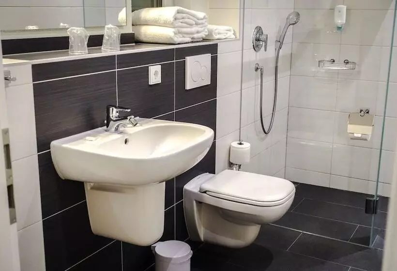 バルコニー付プレミアムルーム, Go2bed Weil Am Rhein   Basel