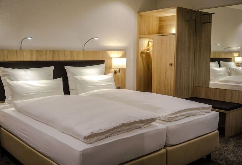 带阳台精选间, Go2bed Weil Am Rhein Basel