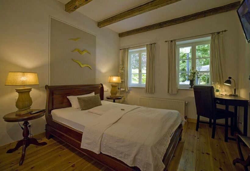 标准单人间, Hochzeitshaus