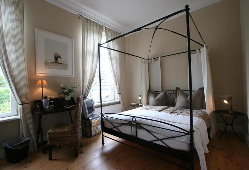 标准间, Hochzeitshaus