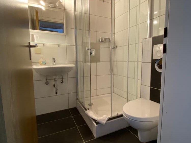 スタンダードルーム, Hubertushof