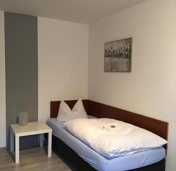 スタンダードシングルルーム, Hubertushof