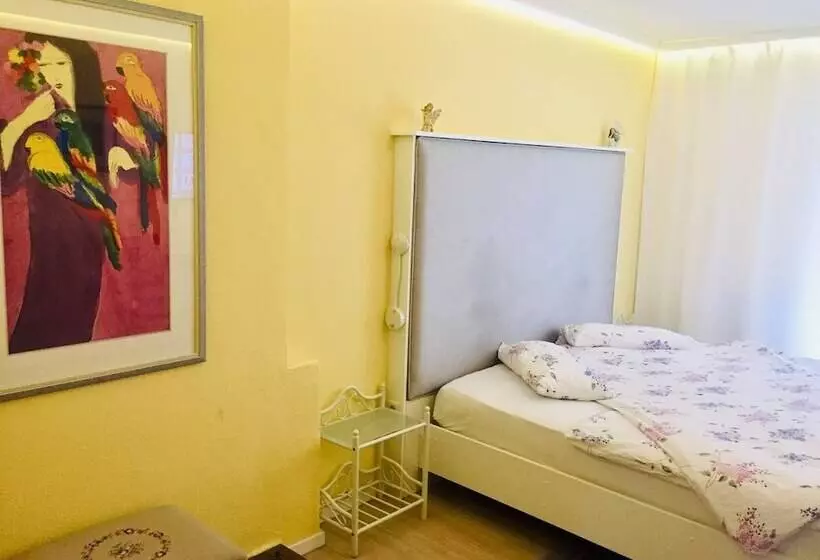 Standard Yhden Hengen Huone, Landhotel Elfenhof