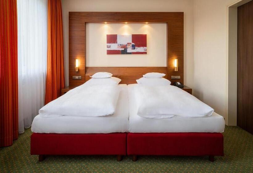 Номер Комфорт, Parkhotel Am Taunus