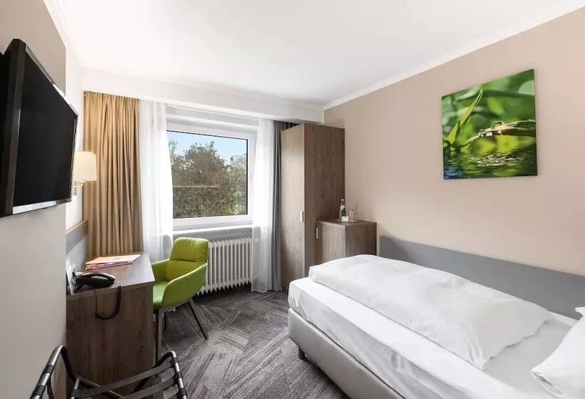 スタンダードシングルルーム, Parkhotel Am Taunus