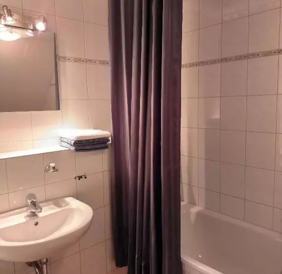 Standard-huone, Ritters Weinstuben