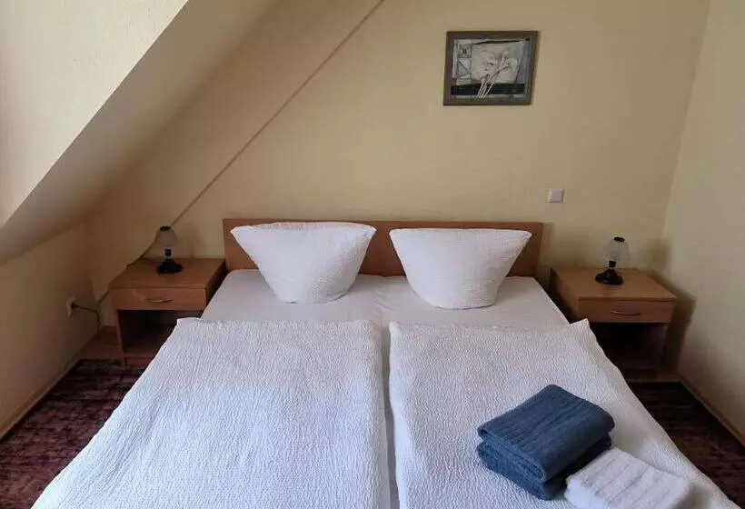 Deluxe-huone, Ritters Weinstuben