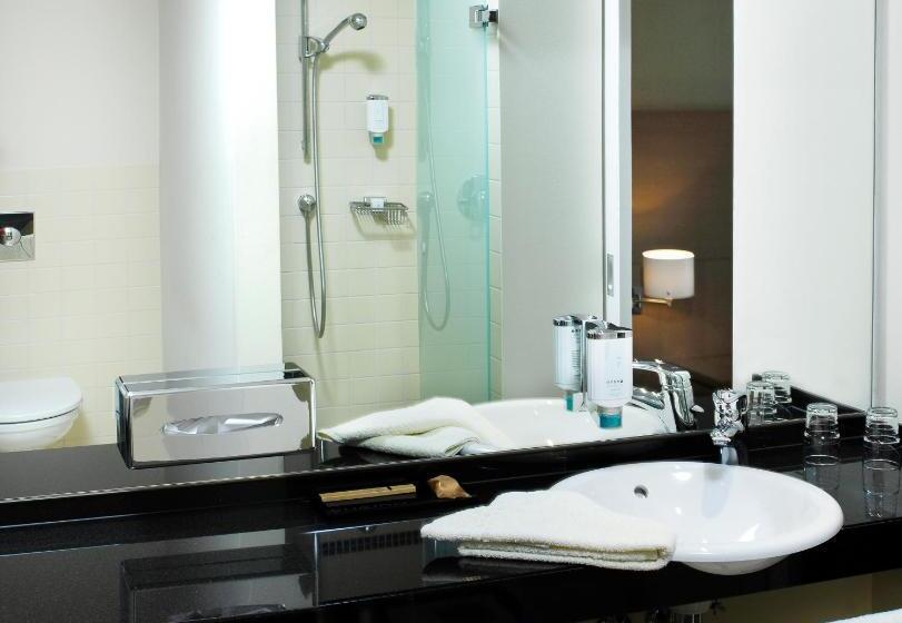 غرفة سوبيريور, Schepers