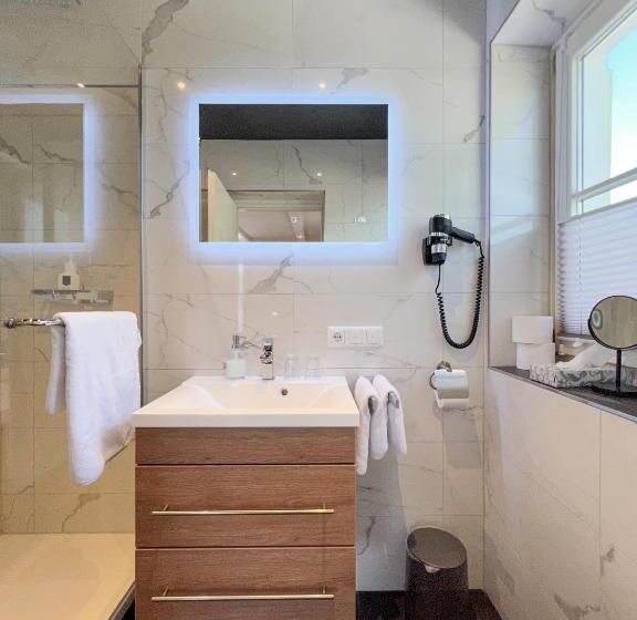 レイクビュースタンダードルーム, Schlossblick Chiemsee