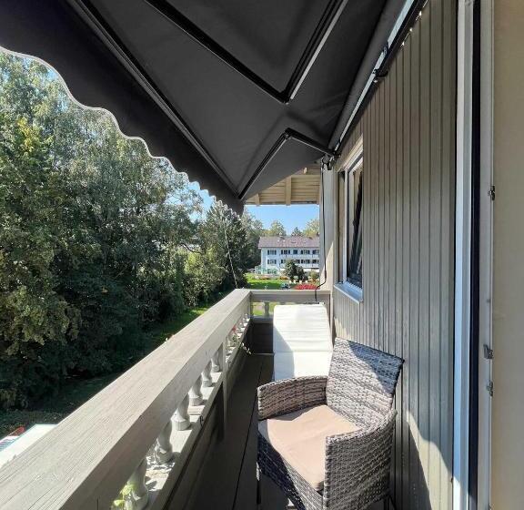 レイクビューデラックスルーム, Schlossblick Chiemsee