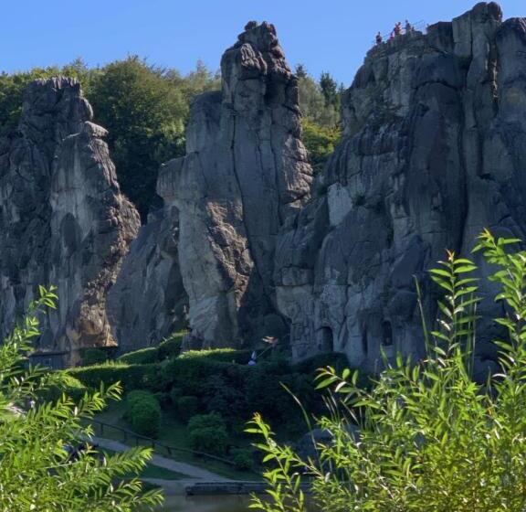 스탠다드 룸, Teutonia