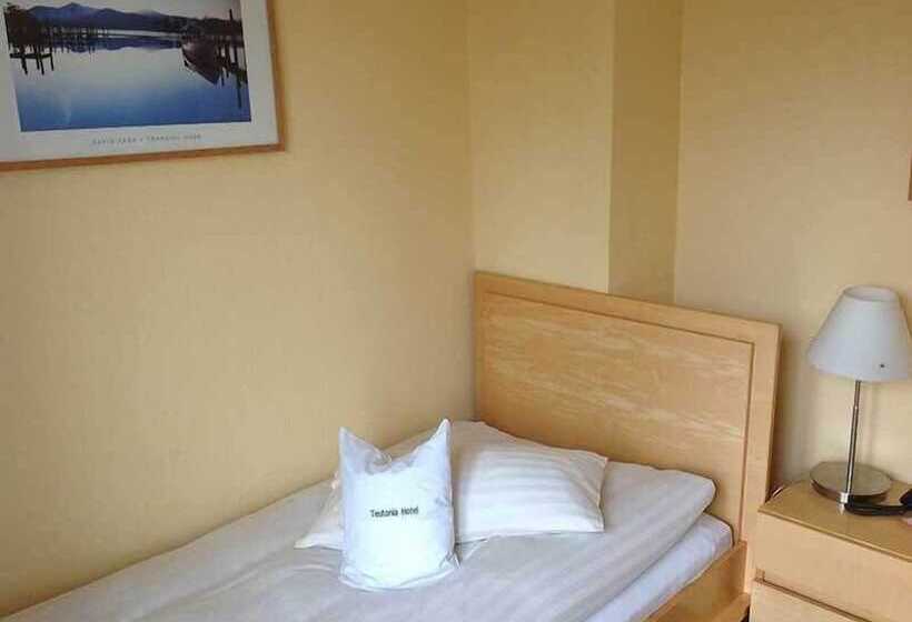 스탠다드 싱글 룸, Teutonia