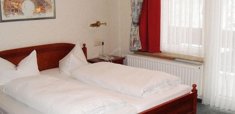 스탠다드 룸, Wald