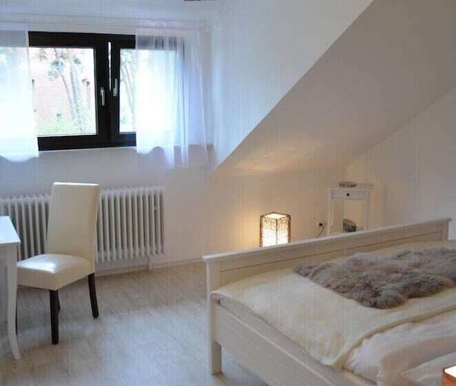 标准单人间, Wolfschlucht