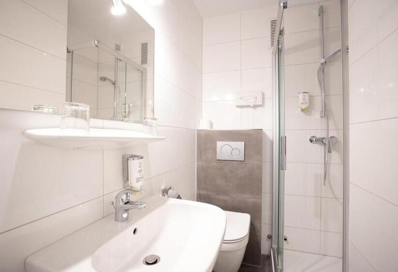 豪华房间, Zum Prinzen Sinsheim