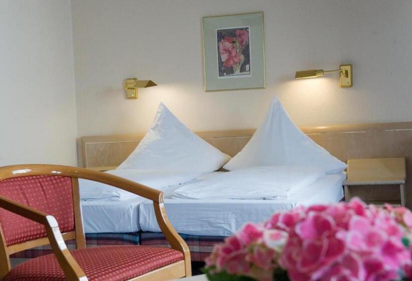 Номер Стандарт, Zur Mühle