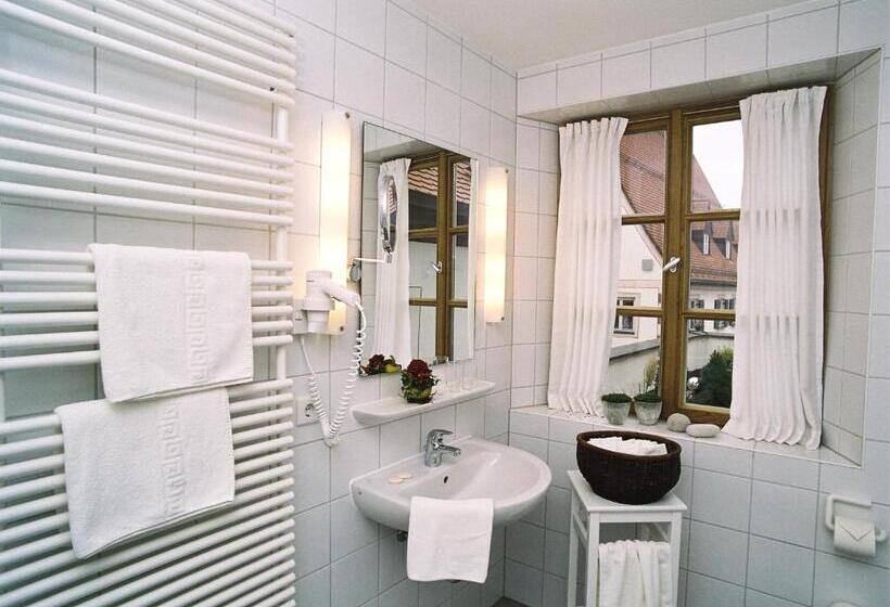 Номер Стандарт с Балконом, Metzgerei Gasthof Romantik Hotel Der Millipp