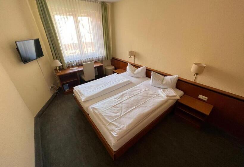 Номер Стандарт, Gasthof Postbräu Dingolfing