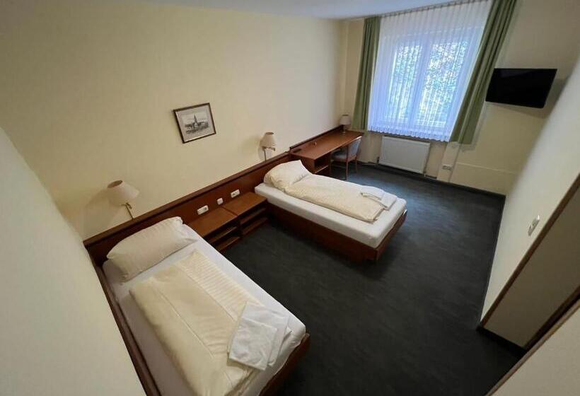 Номер Стандарт, Gasthof Postbräu Dingolfing