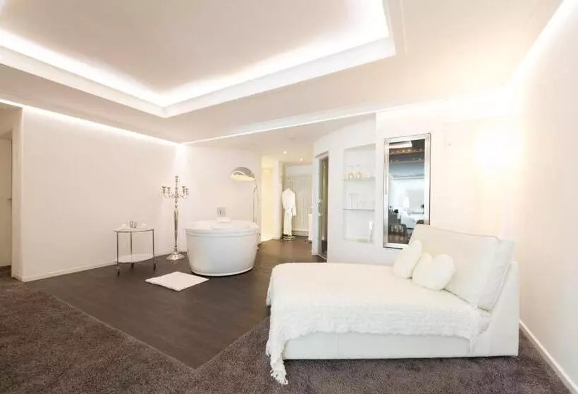 スイート, Villa Seeschau Adults Only