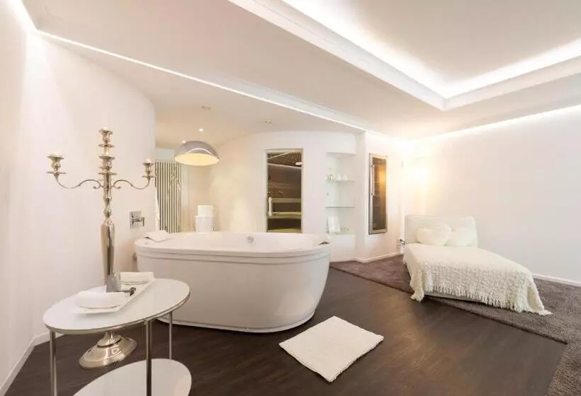 スイート, Villa Seeschau Adults Only