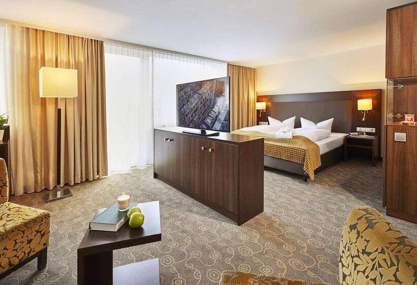 جناح جونيور, Avital Resort