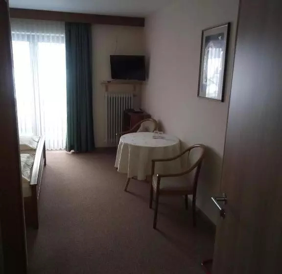 Camera Standard, Pension Haus Inge