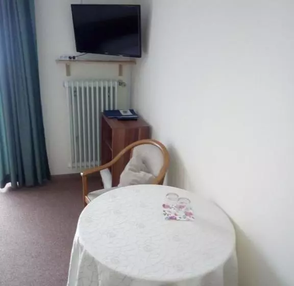 Camera Standard, Pension Haus Inge