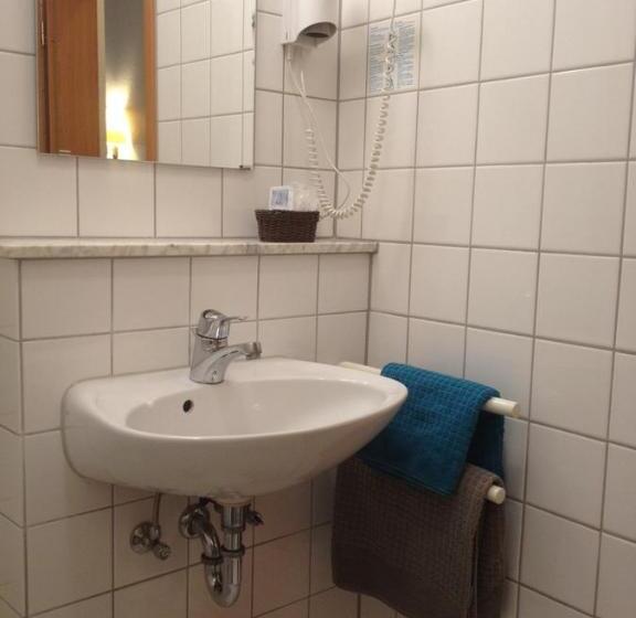 חדר סטנדרט יחיד, Am Bergl